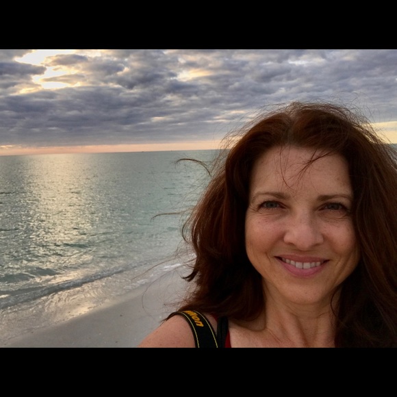 Meet your Posher, Yvonne - Picture 2 of 5